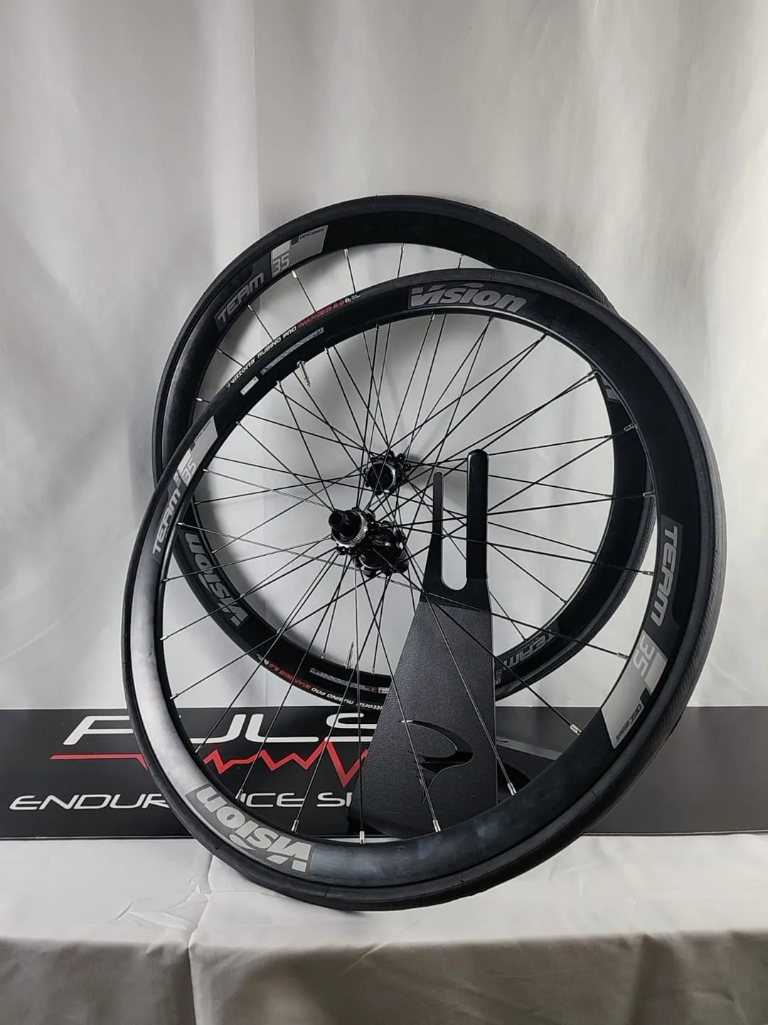 Vision Team 35 Aluminum Disc Brake Wheelset